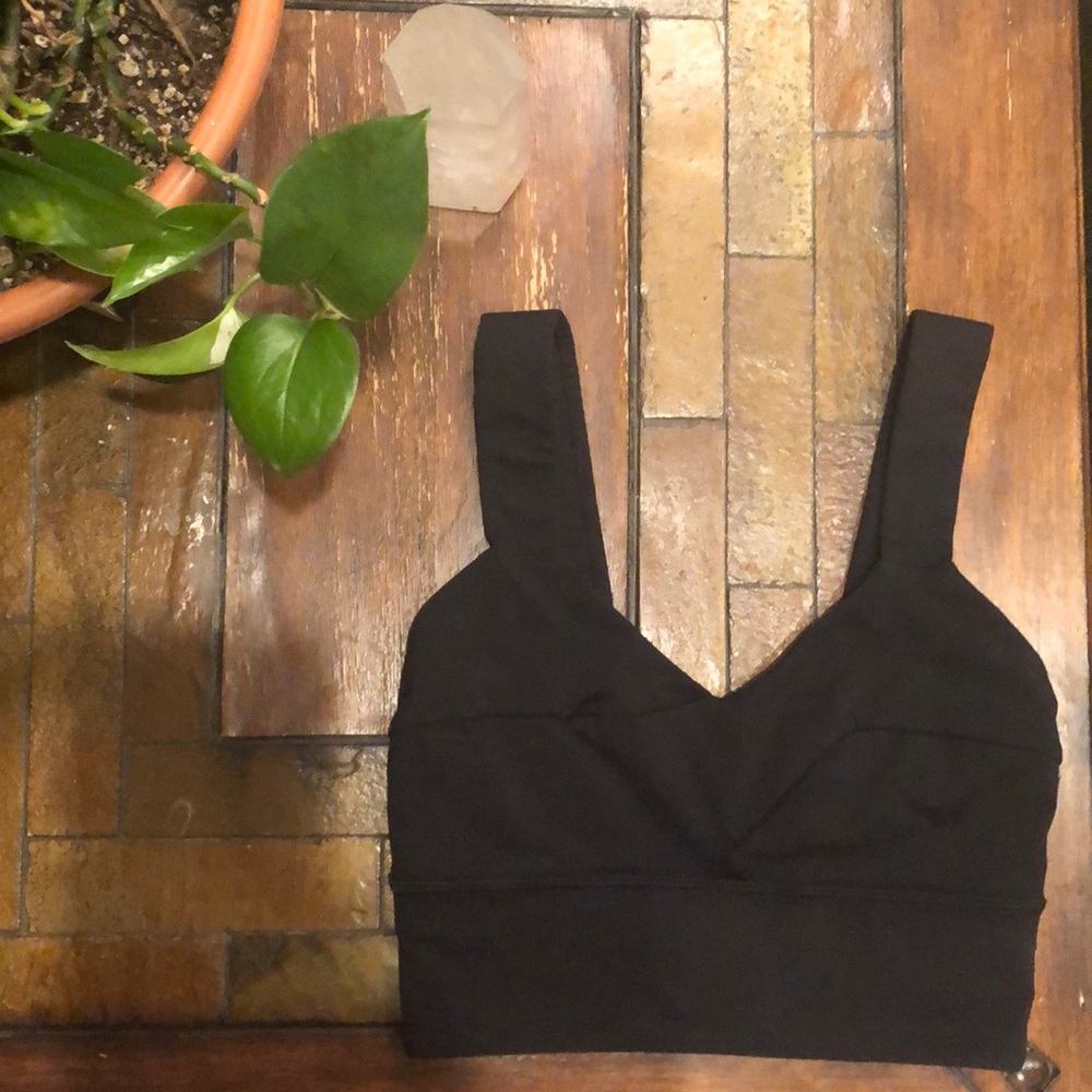 Lululemon bra lululemon sports bra brand new